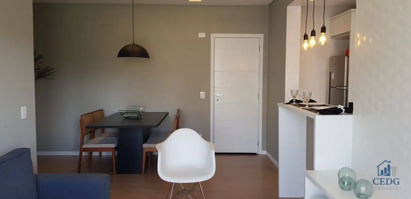 Apartamento com 3 quartos à venda, 77m2 em Mercês, Curitiba - PR - imagem 4 Foto 4 de Apartamento com 3 quartos à venda, 77m2 em Mercês, Curitiba - PR