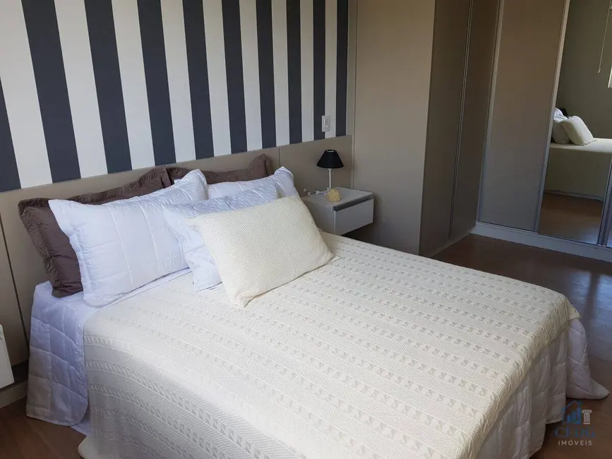 Apartamento com 3 quartos à venda, 77m2 em Mercês, Curitiba - PR - imagem 8 Foto 8 de Apartamento com 3 quartos à venda, 77m2 em Mercês, Curitiba - PR