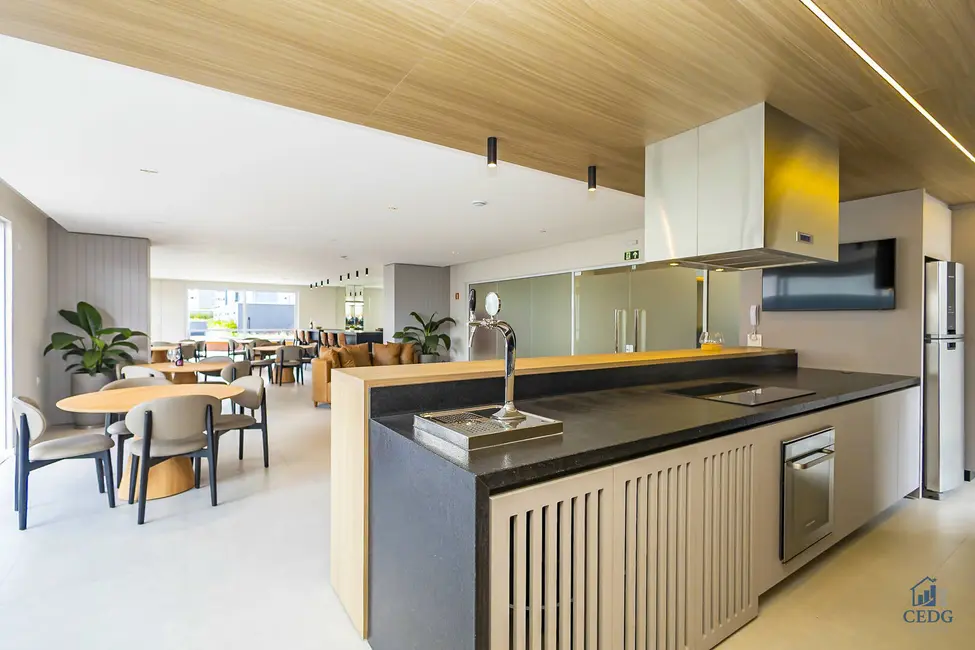 Apartamento com 2 quartos à venda, 100m2 em Cristo Rei, Curitiba - PR - imagem 6 Foto 6 de Apartamento com 2 quartos à venda, 100m2 em Cristo Rei, Curitiba - PR