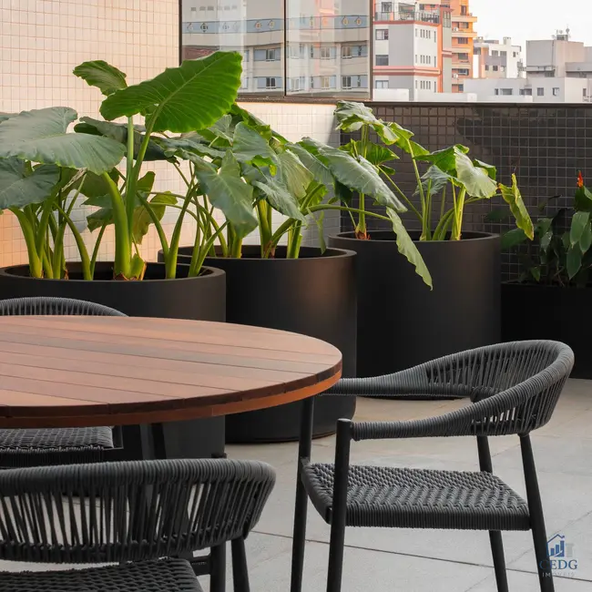 Apartamento com 2 quartos à venda, 107m2 em Cabral, Curitiba - PR - imagem 3 Foto 3 de Apartamento com 2 quartos à venda, 107m2 em Cabral, Curitiba - PR