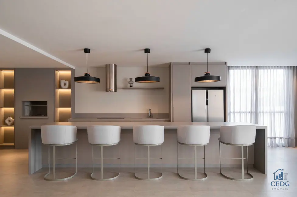 Apartamento com 2 quartos à venda, 107m2 em Cabral, Curitiba - PR - imagem 7 Foto 7 de Apartamento com 2 quartos à venda, 107m2 em Cabral, Curitiba - PR
