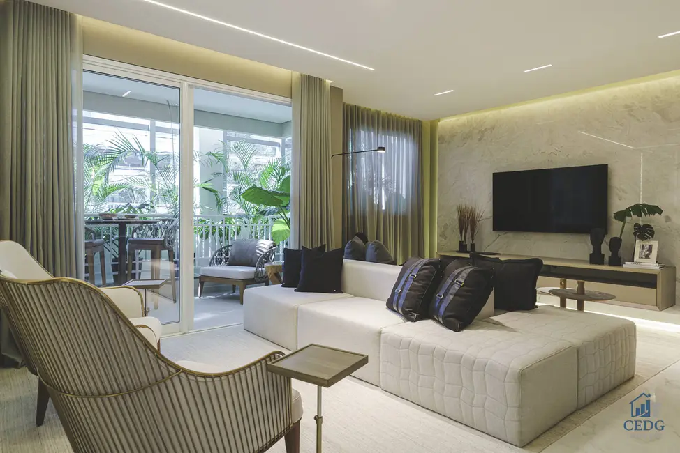 Apartamento com 3 quartos à venda, 145m2 em Juvevê, Curitiba - PR - imagem 2 Foto 2 de Apartamento com 3 quartos à venda, 145m2 em Juvevê, Curitiba - PR
