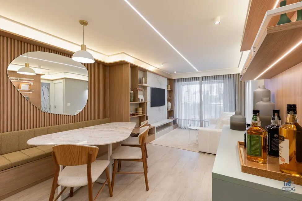 Foto 4 de Apartamento com 2 quartos à venda, 91m2 em Ahú, Curitiba - PR