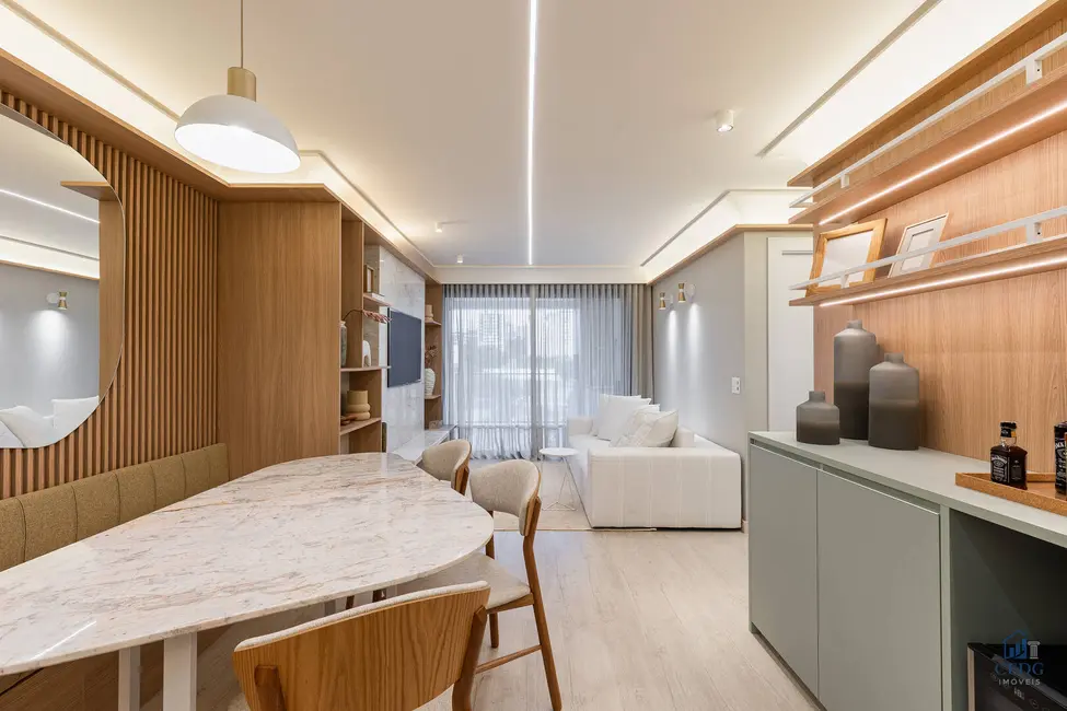 Foto 5 de Apartamento com 2 quartos à venda, 91m2 em Ahú, Curitiba - PR