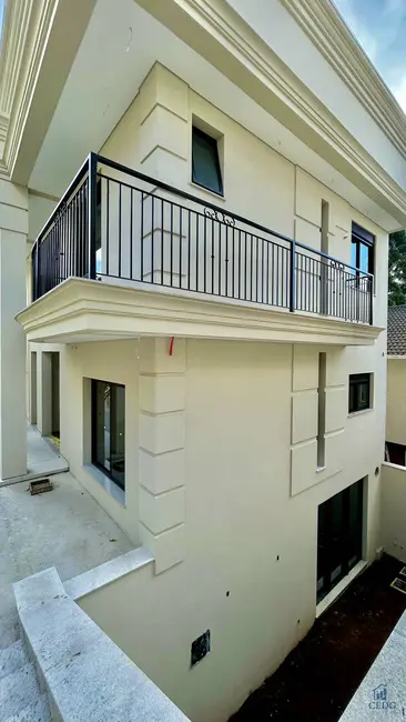 Foto 2 de Casa com 3 quartos à venda, 145m2 em Pilarzinho, Curitiba - PR