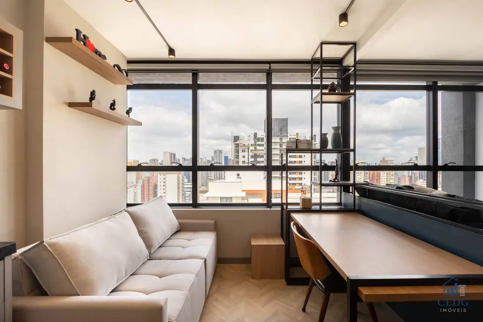 Apartamento com 1 quarto à venda, 26m2 em Centro, Curitiba - PR - imagem 3 Foto 3 de Apartamento com 1 quarto à venda, 26m2 em Centro, Curitiba - PR