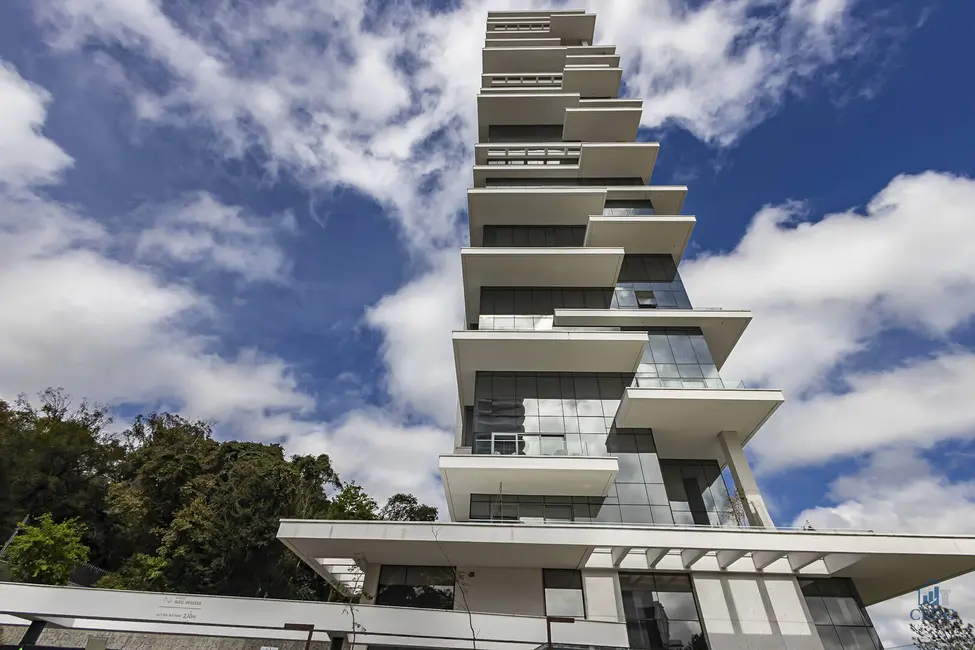 Apartamento com 3 quartos à venda, 245m2 em Campina do Siqueira, Curitiba - PR - imagem 2 Foto 2 de Apartamento com 3 quartos à venda, 245m2 em Campina do Siqueira, Curitiba - PR
