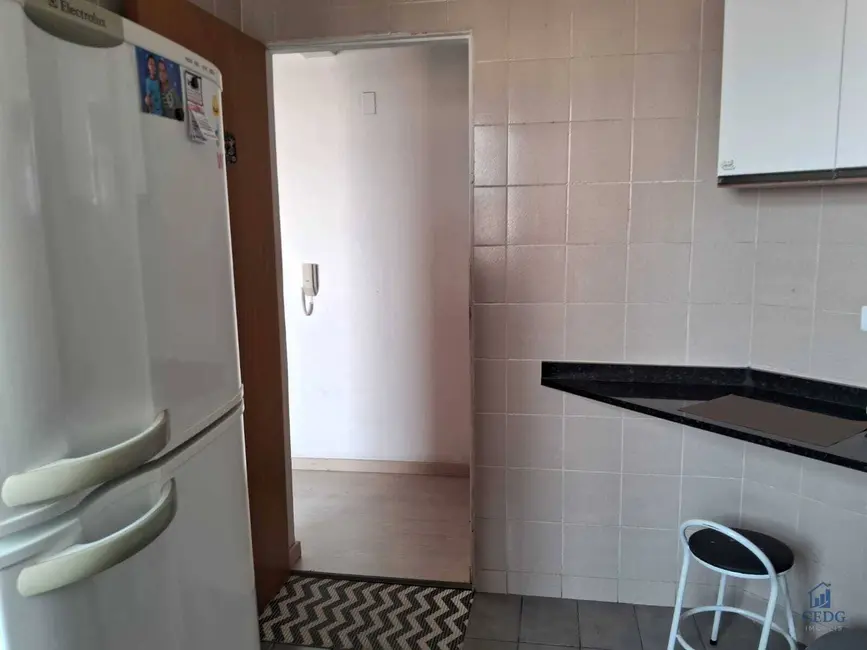 Apartamento com 3 quartos à venda, 60m2 em Novo Mundo, Curitiba - PR - imagem 8 Foto 8 de Apartamento com 3 quartos à venda, 60m2 em Novo Mundo, Curitiba - PR