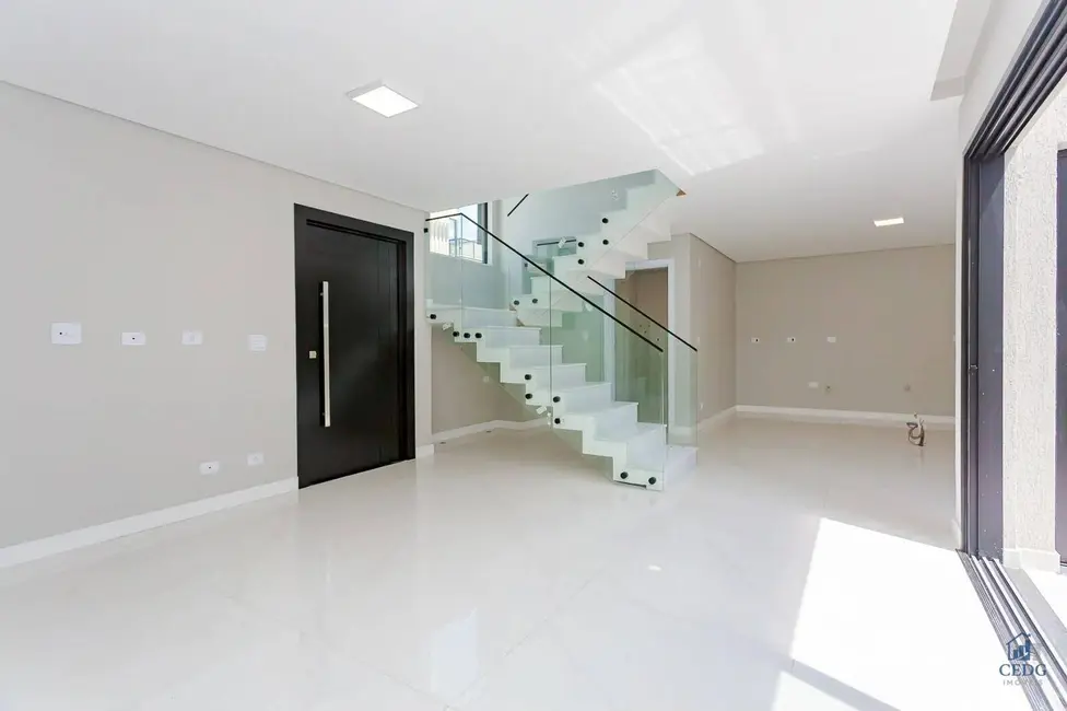 Casa com 3 quartos à venda, 244m2 em Boa Vista, Curitiba - PR - imagem 6 Foto 6 de Casa com 3 quartos à venda, 244m2 em Boa Vista, Curitiba - PR