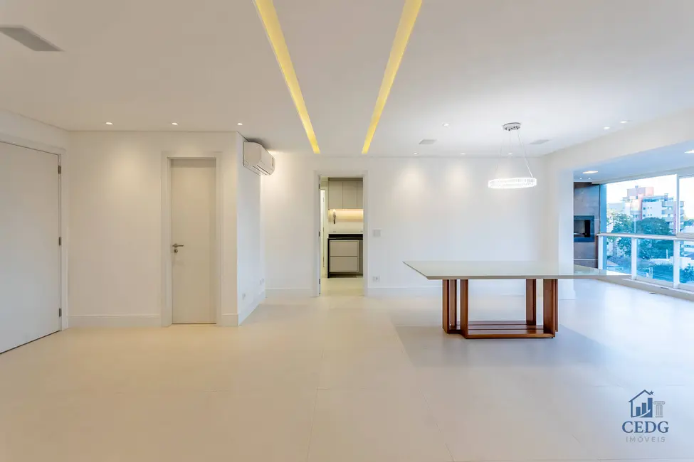 Foto 9 de Apartamento com 3 quartos à venda, 158m2 em Água Verde, Curitiba - PR