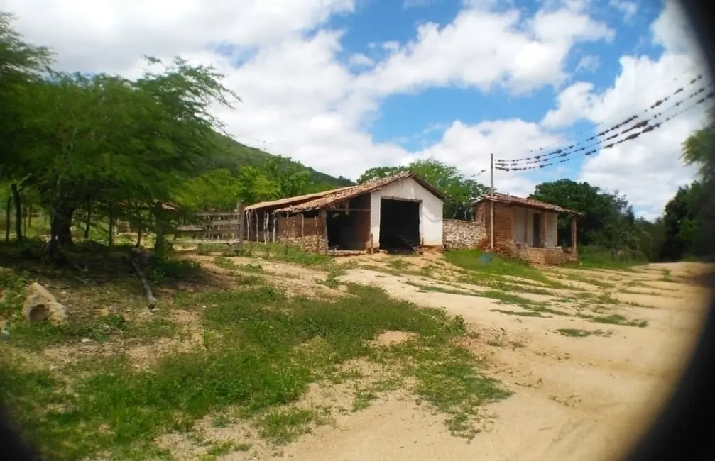 Foto 3 de Terreno / Lote à venda, 84m2 em Caruaru - PE