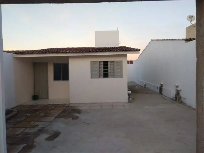 Foto 1 de Casa com 2 quartos à venda, 160m2 em Nova Caruaru, Caruaru - PE