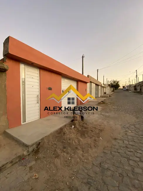 Foto 2 de Casa com 2 quartos para alugar, 160m2 em Nova Caruaru, Caruaru - PE