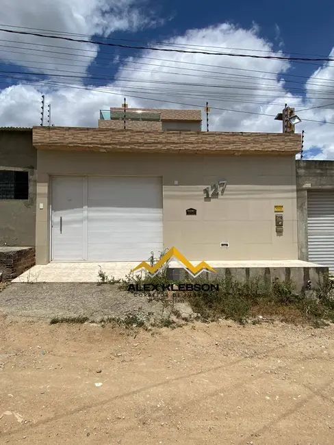 Foto 1 de Casa com 3 quartos à venda, 200m2 em José Carlos de Oliveira, Caruaru - PE