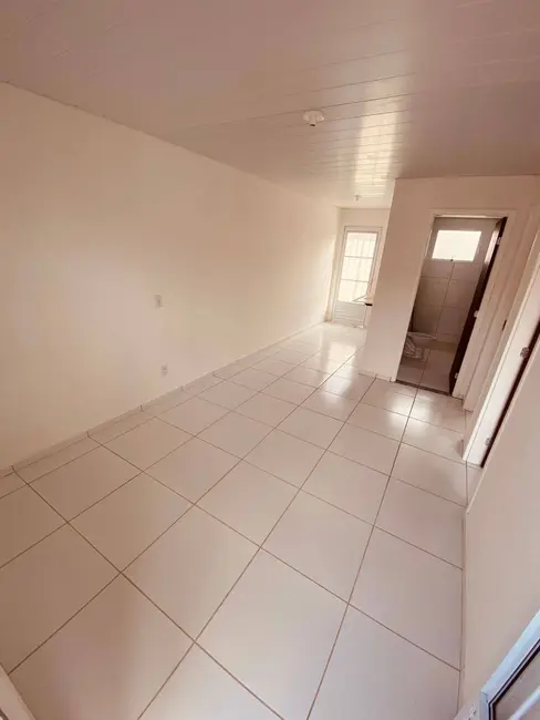 Foto 2 de Casa com 2 quartos para alugar em Caruaru - PE