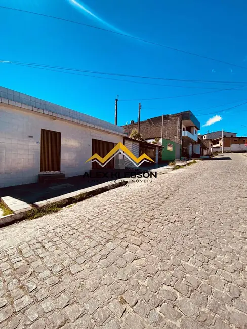 Foto 2 de Casa com 2 quartos para alugar em Vassoural, Caruaru - PE