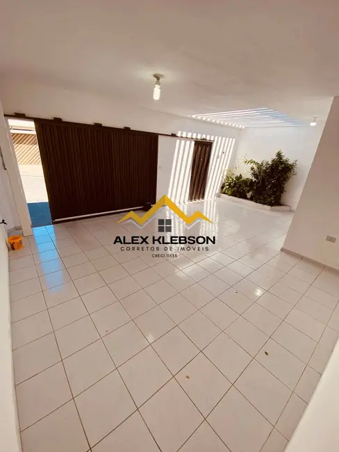 Foto 6 de Casa com 2 quartos para alugar em Vassoural, Caruaru - PE