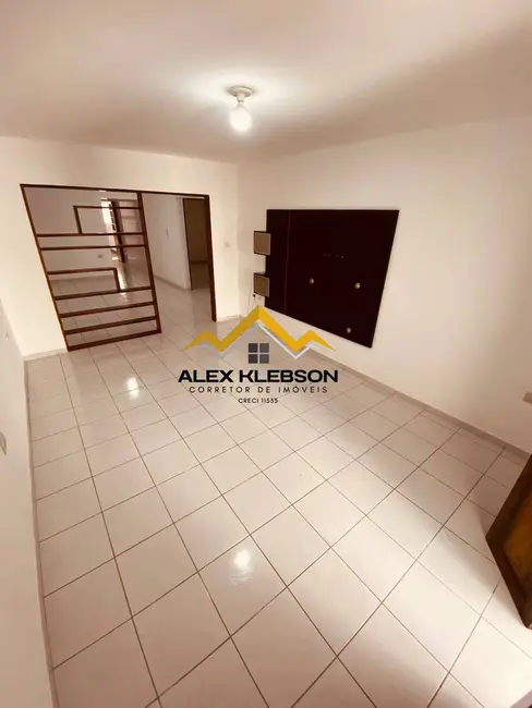 Foto 8 de Casa com 2 quartos para alugar em Vassoural, Caruaru - PE