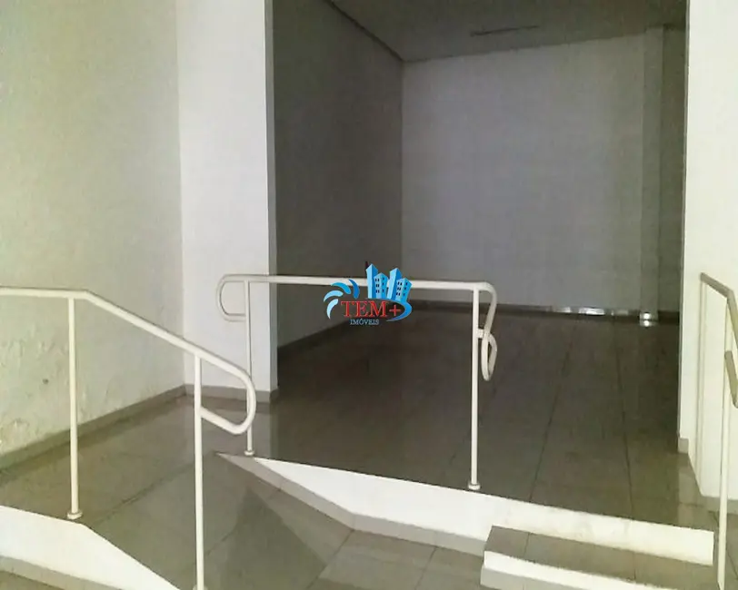 Sala Comercial para alugar, 924m2 em Vila Nossa Senhora de Fátima, Sao Jose Do Rio Preto - SP - imagem 4 Foto 4 de Sala Comercial para alugar, 924m2 em Vila Nossa Senhora de Fátima, Sao Jose Do Rio Preto - SP