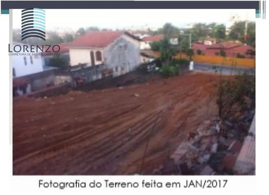 Foto 2 de Terreno / Lote à venda e para alugar, 2371m2 em Pituaçu, Salvador - BA