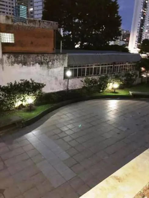 Apartamento com 4 quartos à venda, 180m2 em Vitória, Salvador - BA - imagem 7 Foto 7 de Apartamento com 4 quartos à venda, 180m2 em Vitória, Salvador - BA