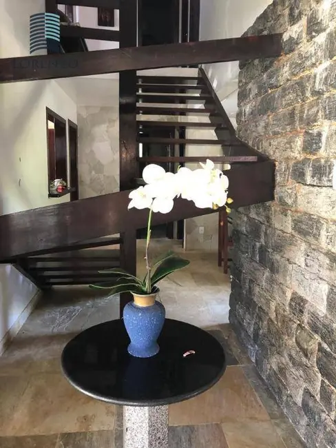 Casa de Condomínio com 4 quartos para alugar, 300m2 em Camacari - BA - imagem 2 Foto 2 de Casa de Condomínio com 4 quartos para alugar, 300m2 em Camacari - BA