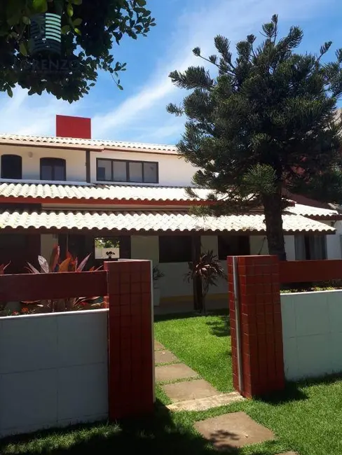 Casa de Condomínio com 5 quartos para alugar, 400m2 em Camacari - BA - imagem 1 Foto 1 de Casa de Condomínio com 5 quartos para alugar, 400m2 em Camacari - BA