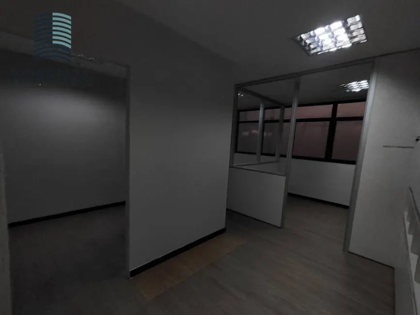 Sala Comercial para alugar, 250m2 em Rio Vermelho, Salvador - BA - imagem 7 Foto 7 de Sala Comercial para alugar, 250m2 em Rio Vermelho, Salvador - BA