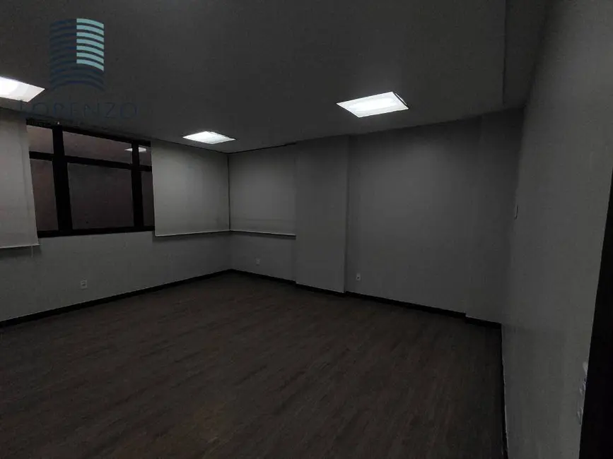 Sala Comercial para alugar, 250m2 em Rio Vermelho, Salvador - BA - imagem 5 Foto 5 de Sala Comercial para alugar, 250m2 em Rio Vermelho, Salvador - BA