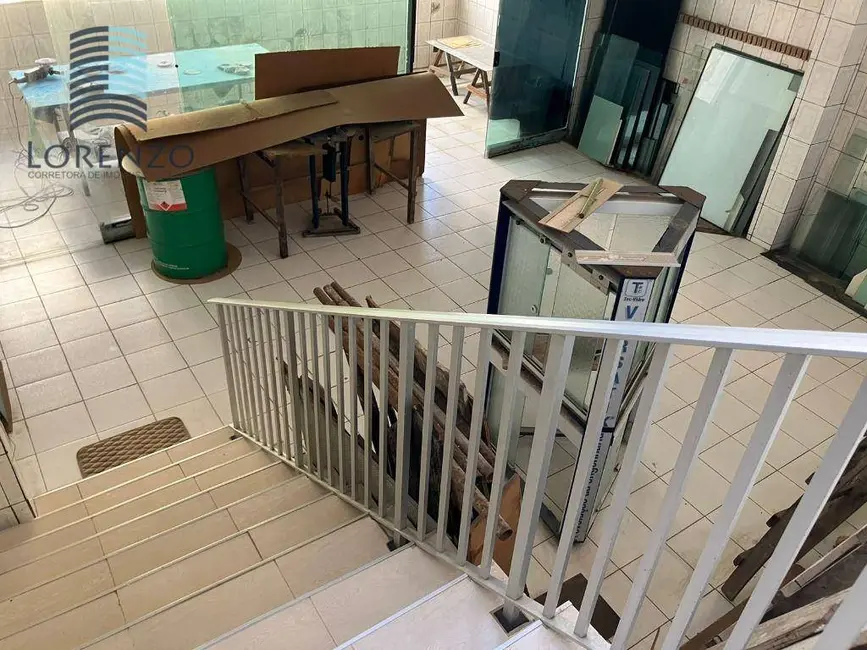 Casa com 3 quartos à venda, 230m2 em Engenho Velho da Federação, Salvador - BA - imagem 8 Foto 8 de Casa com 3 quartos à venda, 230m2 em Engenho Velho da Federação, Salvador - BA