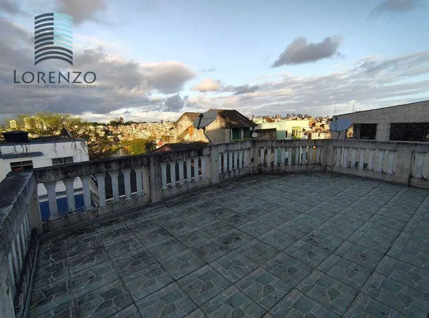 Casa de Condomínio com 4 quartos à venda, 250m2 em Tororó, Salvador - BA - imagem 4 Foto 4 de Casa de Condomínio com 4 quartos à venda, 250m2 em Tororó, Salvador - BA