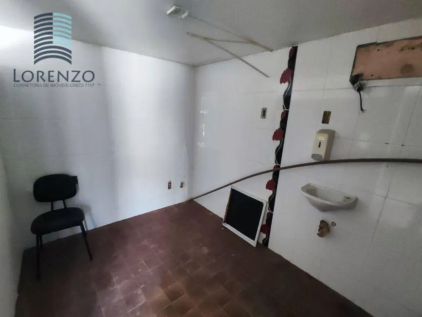 Loja para alugar, 130m2 em Graça, Salvador - BA - imagem 9 Foto 9 de Loja para alugar, 130m2 em Graça, Salvador - BA