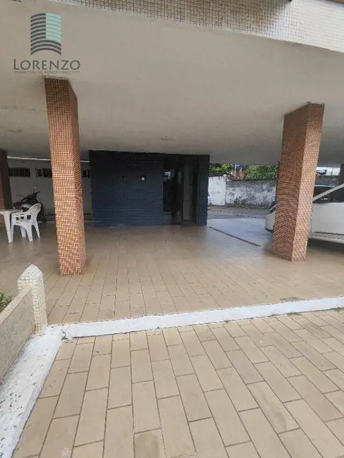 Foto 2 de Apartamento com 2 quartos para alugar, 90m2 em Ribeira, Salvador - BA