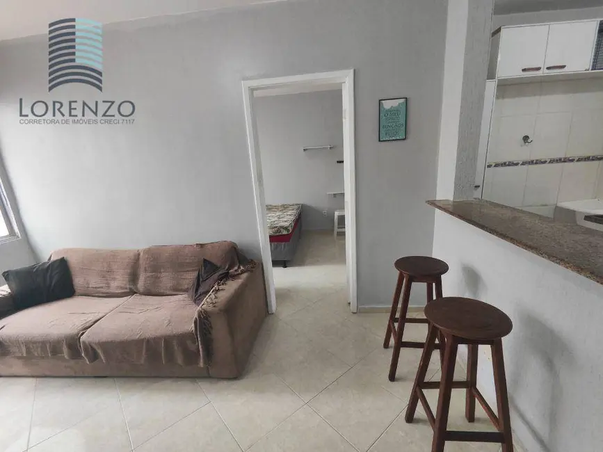 Foto 2 de Apartamento com 1 quarto para alugar, 45m2 em Amaralina, Salvador - BA