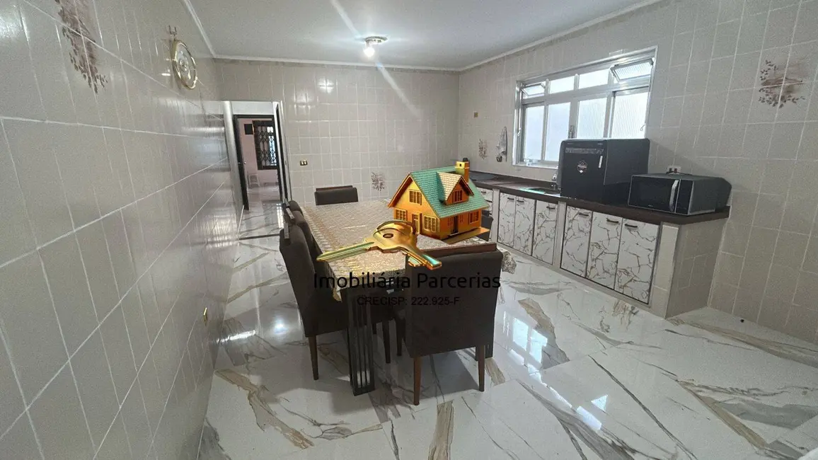 Foto 1 de Sobrado com 4 quartos à venda, 130m2 em Vila dos Remédios, São Paulo - SP