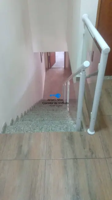 Sobrado com 3 quartos para alugar, 179m2 em Portais (Polvilho), Cajamar - SP - imagem 5 Foto 5 de Sobrado com 3 quartos para alugar, 179m2 em Portais (Polvilho), Cajamar - SP