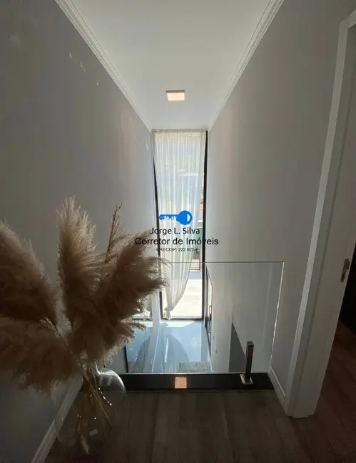 Sobrado com 4 quartos à venda, 285m2 em Portais (Polvilho), Cajamar - SP - imagem 4 Foto 4 de Sobrado com 4 quartos à venda, 285m2 em Portais (Polvilho), Cajamar - SP