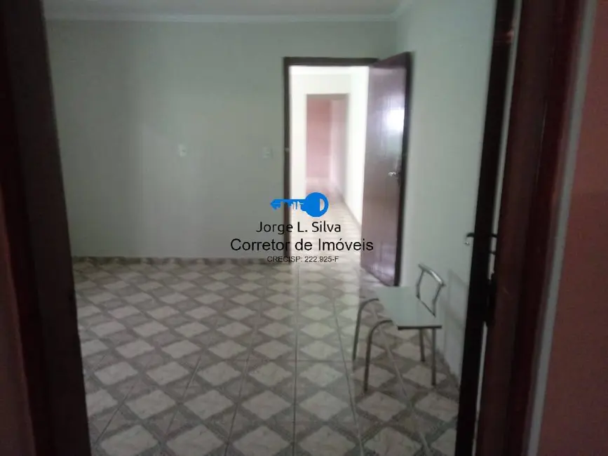 Sobrado com 3 quartos à venda, 180m2 em Jardim Ipanema (Zona Oeste), São Paulo - SP - imagem 9 Foto 9 de Sobrado com 3 quartos à venda, 180m2 em Jardim Ipanema (Zona Oeste), São Paulo - SP