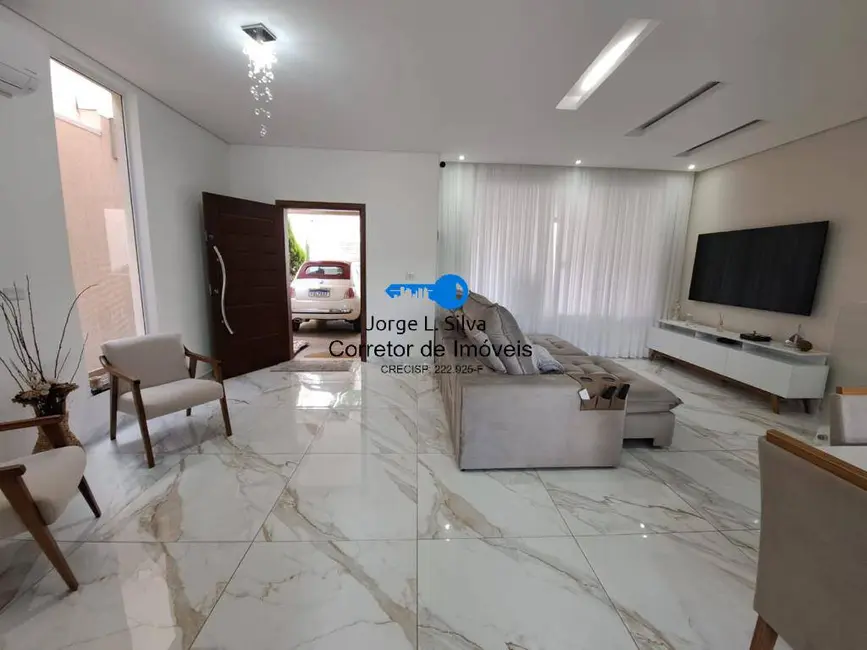 Foto 1 de Sobrado com 3 quartos à venda, 145m2 em Portais (Polvilho), Cajamar - SP