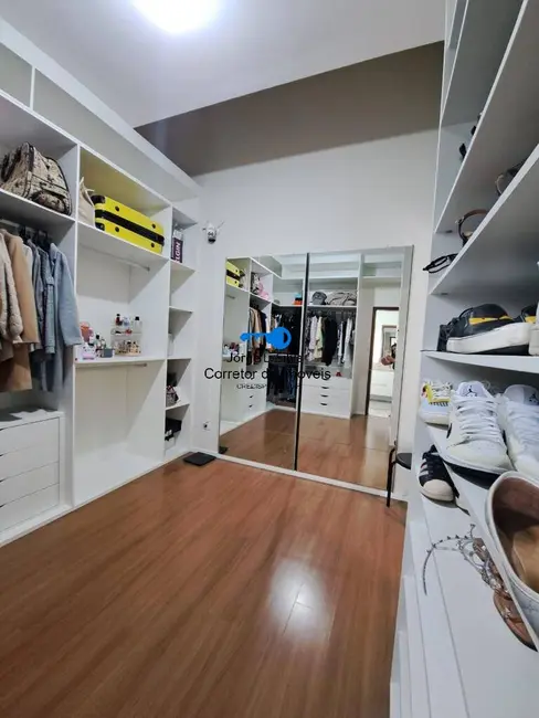 Sobrado com 3 quartos à venda, 145m2 em Portais (Polvilho), Cajamar - SP - imagem 4 Foto 4 de Sobrado com 3 quartos à venda, 145m2 em Portais (Polvilho), Cajamar - SP