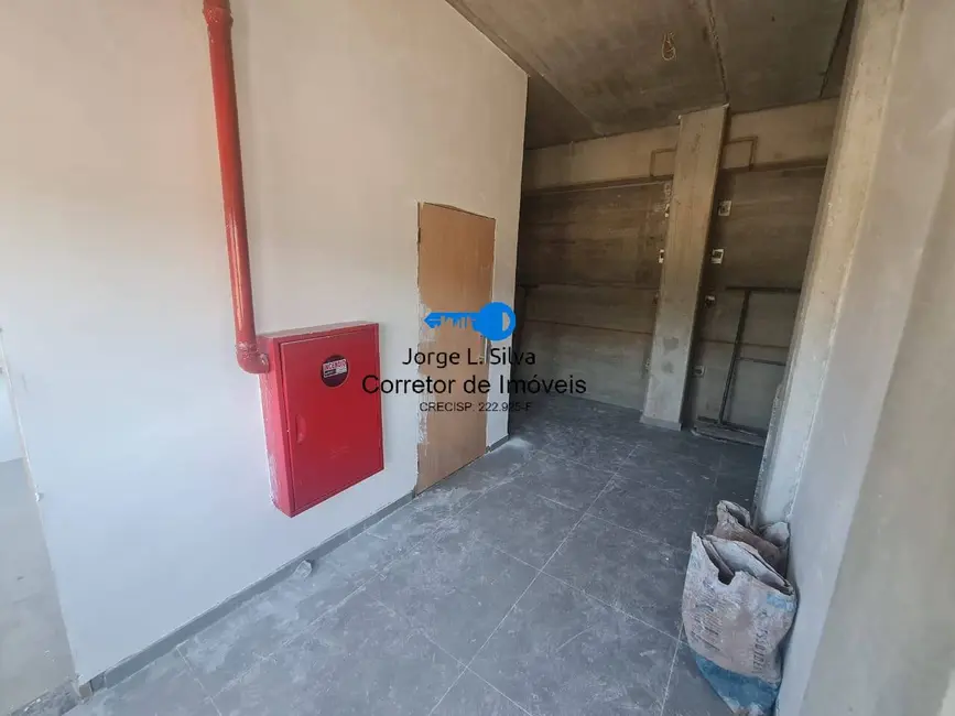 Foto 9 de Armazém / Galpão para alugar, 1000m2 em Parque dos Monteiros I, Santana De Parnaiba - SP