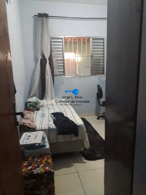 Foto 3 de Casa com 2 quartos à venda, 70m2 em Colina Maria Luíza (Jordanésia), Cajamar - SP