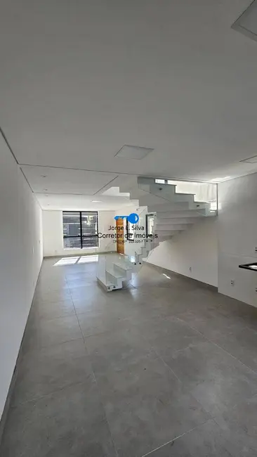 Foto 1 de Sobrado com 3 quartos à venda, 138m2 em Santana De Parnaiba - SP