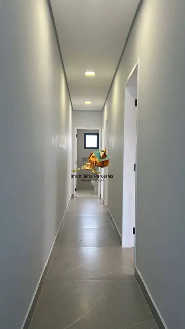 Foto 3 de Sobrado com 3 quartos à venda, 120m2 em Santana De Parnaiba - SP