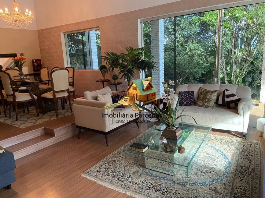 Foto 9 de Casa de Condomínio com 4 quartos à venda, 610m2 em Alpes dos Araçás (Jordanésia), Cajamar - SP