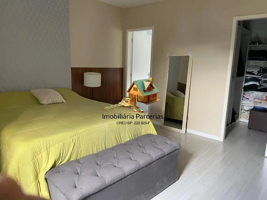 Foto 5 de Casa de Condomínio com 4 quartos à venda, 610m2 em Alpes dos Araçás (Jordanésia), Cajamar - SP