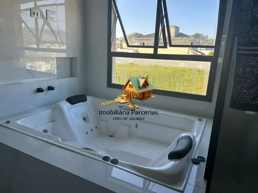 Foto 2 de Casa de Condomínio com 3 quartos à venda, 410m2 em Suru, Santana De Parnaiba - SP