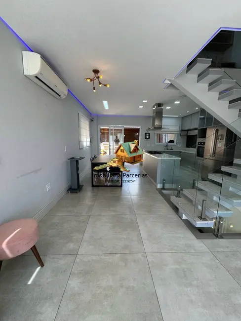 Foto 3 de Sobrado com 3 quartos à venda, 181m2 em Portais (Polvilho), Cajamar - SP