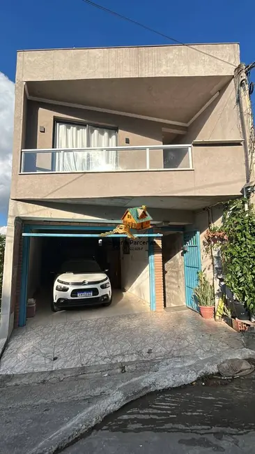 Casa com 2 quartos à venda, 233m2 em Parque dos Monteiros I, Santana De Parnaiba - SP - imagem 8 Foto 8 de Casa com 2 quartos à venda, 233m2 em Parque dos Monteiros I, Santana De Parnaiba - SP