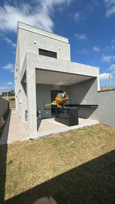 Foto 2 de Casa com 3 quartos à venda, 118m2 em Chácara Jaguari (Fazendinha), Santana De Parnaiba - SP